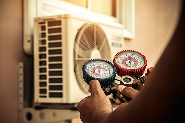 Professional Hvac technician working in Benson, MN